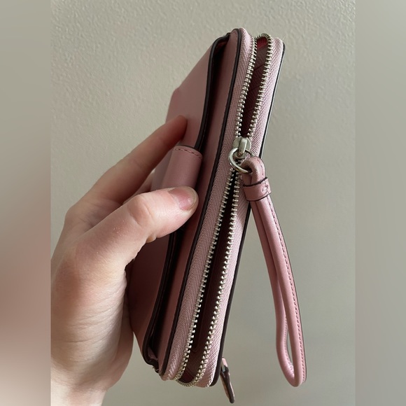 Coach Wallet - Picture 4 of 4